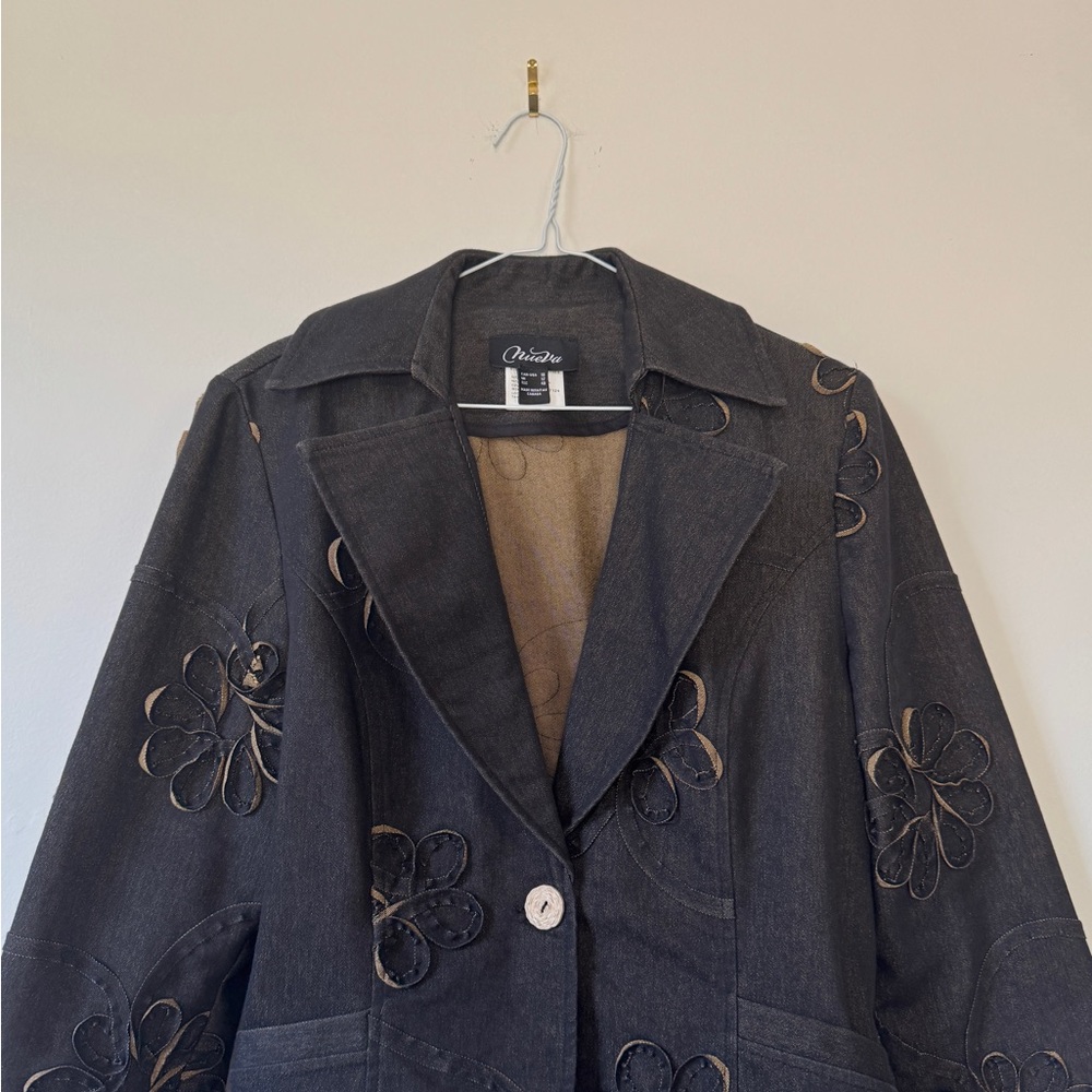Vintage Embroidered Floral Blazer - Picture 2 of 6